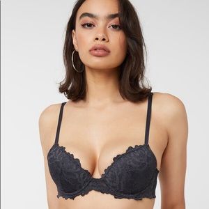 BRAND NEW Ardene rose + vine push up bra